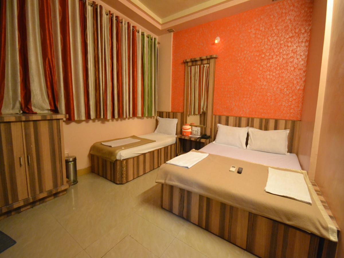 Hotel Sai Hari Prasad Shirdi Luaran gambar