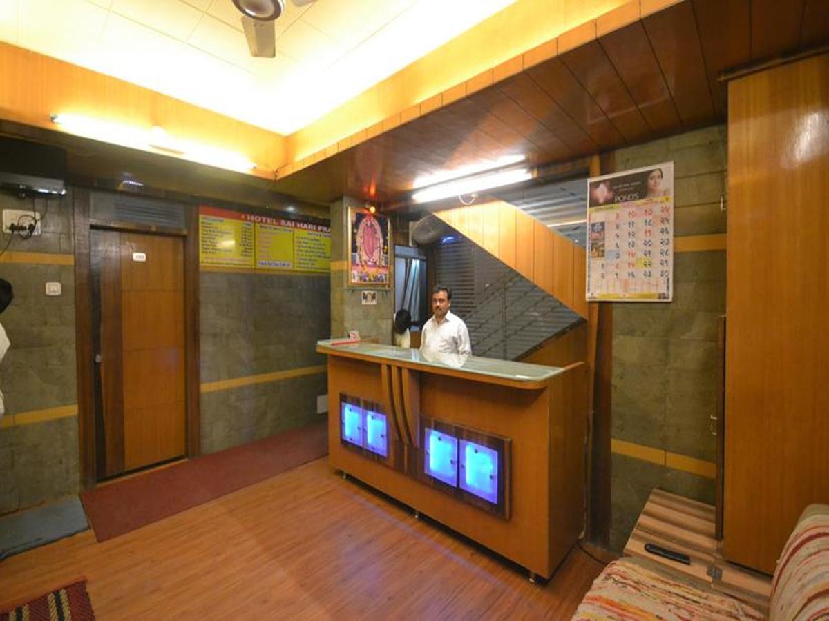 Hotel Sai Hari Prasad Shirdi Luaran gambar